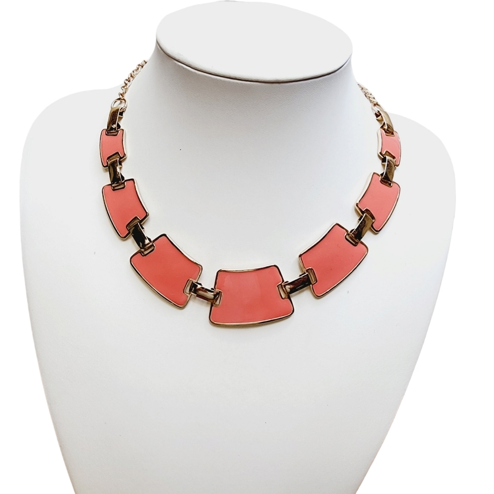 Coral‎ Link Collar Enamel & Metal Necklace - Forever 21 - Goldtone